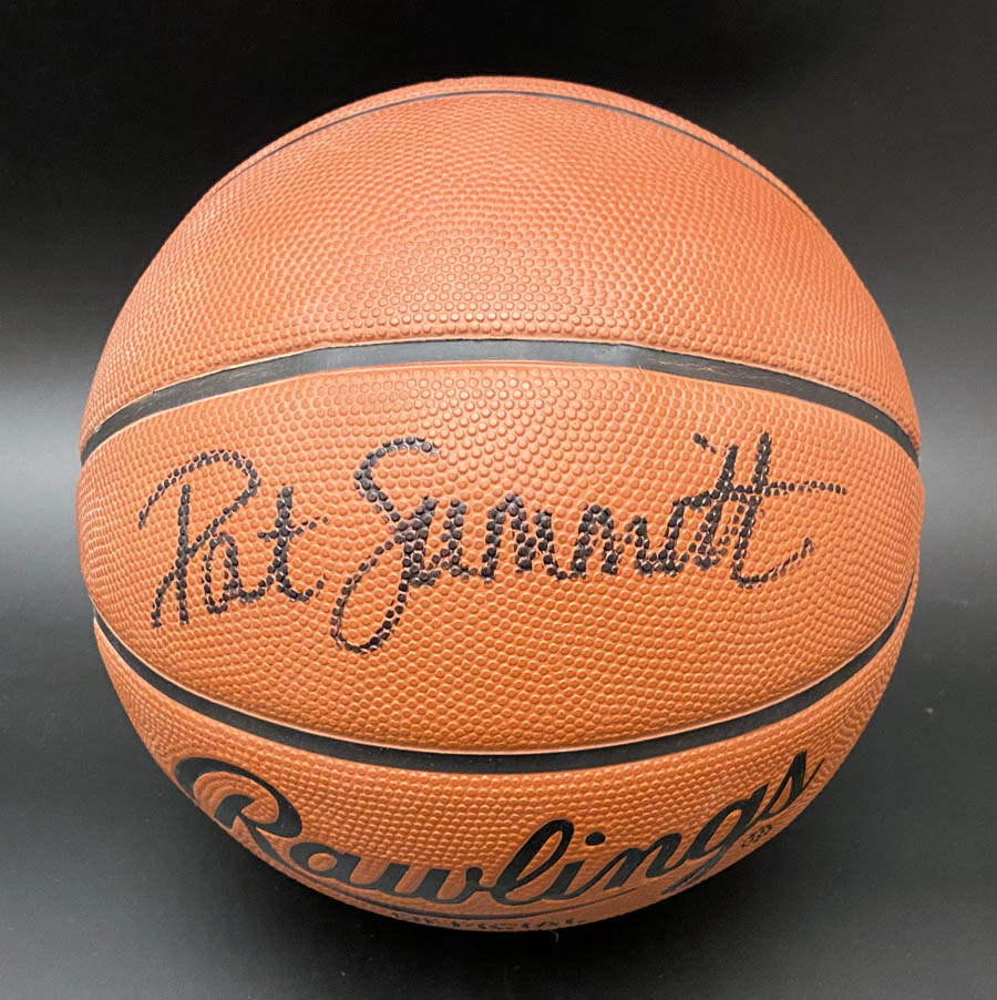 Coach Pat Summitt SIGNED Rawlings NCAA Basketball Lady Vols PSA/DNA