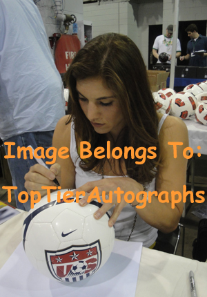 アメリカ女子サッカー代表 GK  ホープソロ　 証明書付き　直筆サイン入りフォト Hope Solo SIGNED Team USA Soccer Ball Legend Olympics ITP PSA/DNA